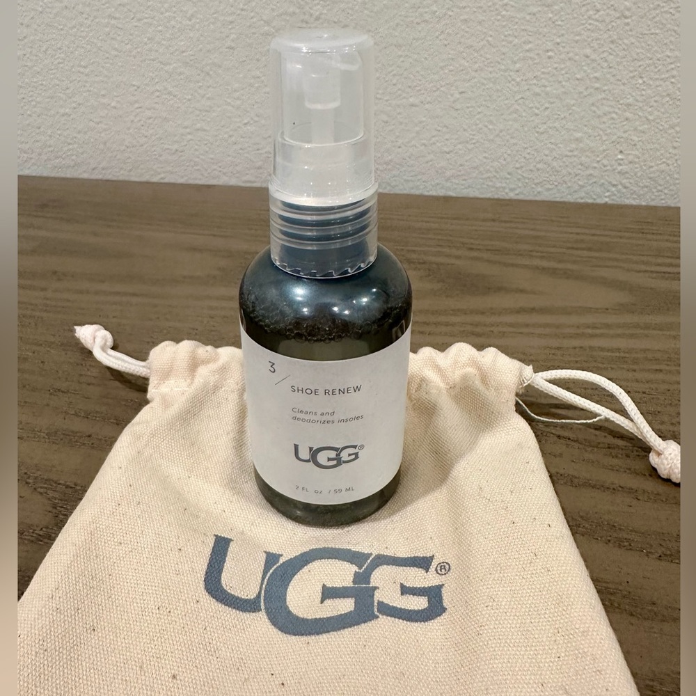 NEW UGG Shoe Renewal Spray